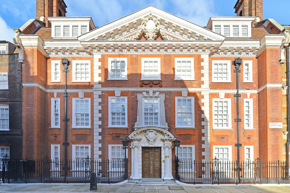 Dinh thu xa hoa o Anh anh 1