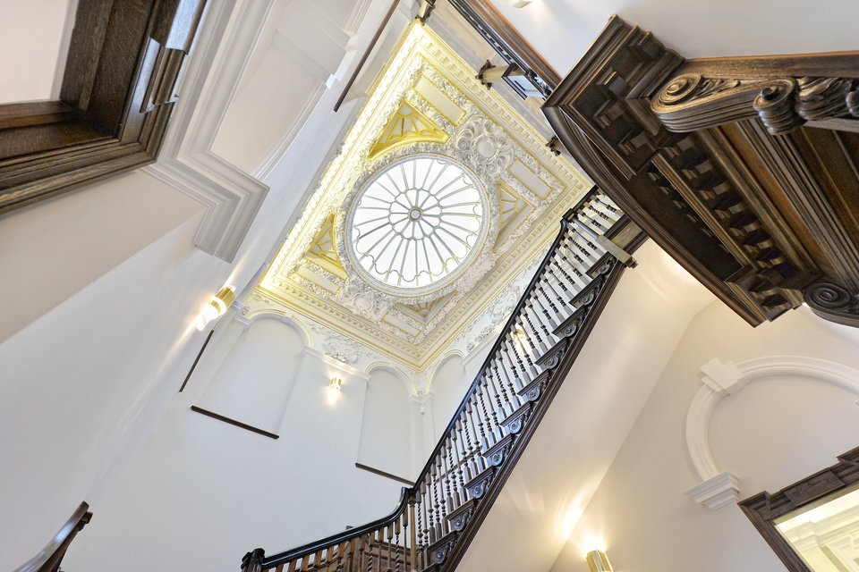 Dinh thu xa hoa o Anh anh 8