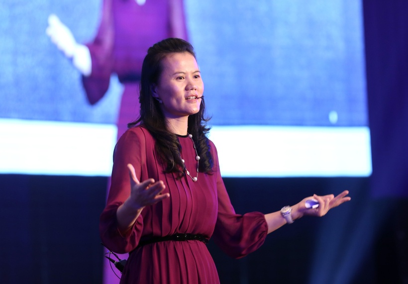 Chan dung sep nu moi cua Lazada anh 5