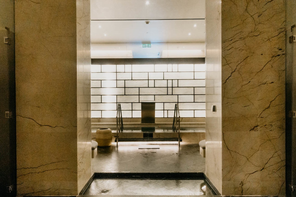 Co gi ben trong khu nghi duong song bac cho gioi trung luu o Macau? anh 17