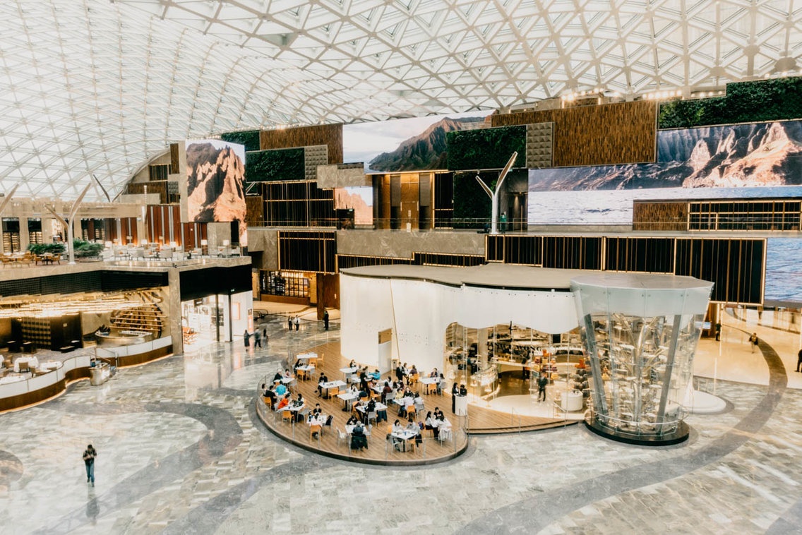 Co gi ben trong khu nghi duong song bac cho gioi trung luu o Macau? anh 5