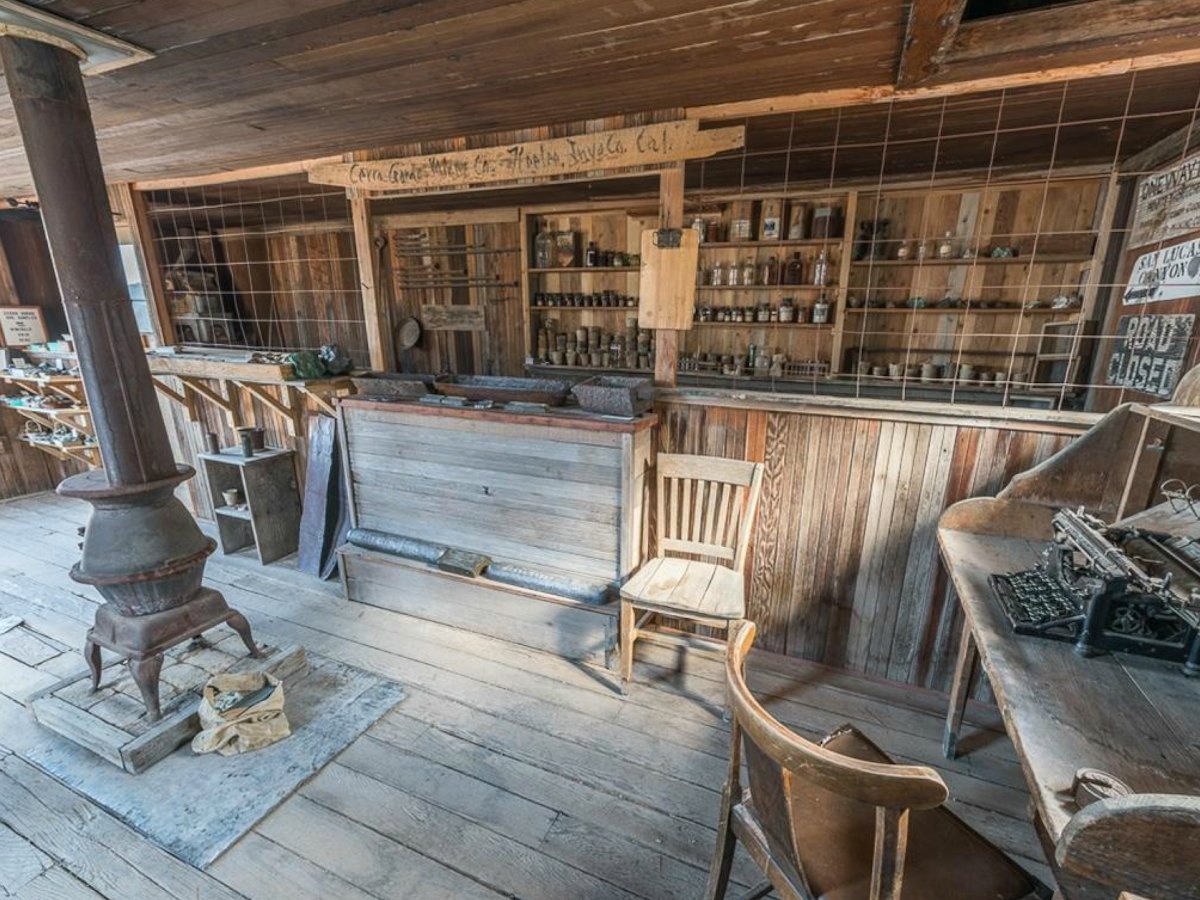 Can canh thi tran duoc rao ban voi gia chua toi 1 trieu USD tai My anh 11