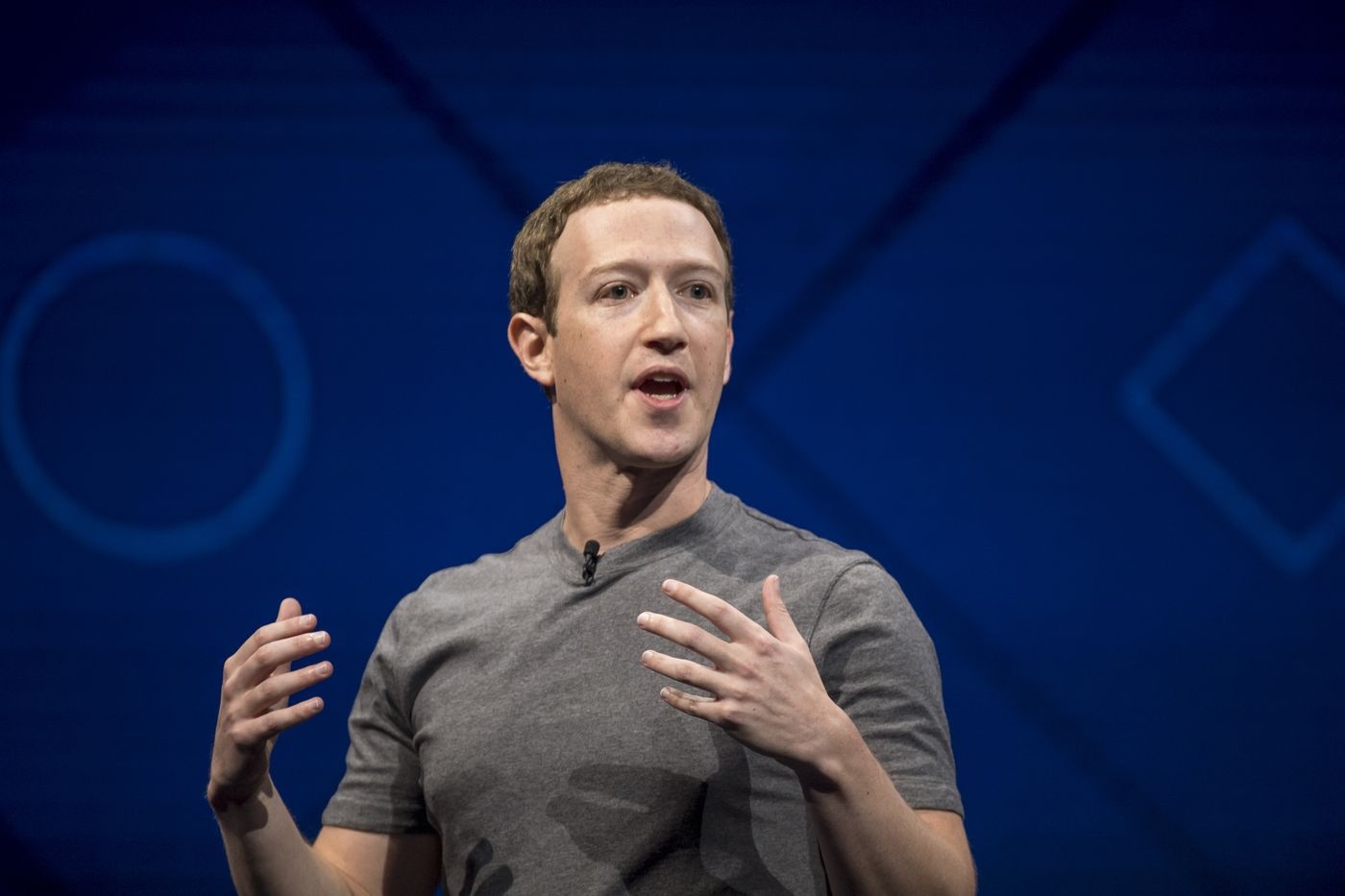 Mark Zuckerberg vuot Warren Buffett thanh nguoi giau thu 3 the gioi hinh anh