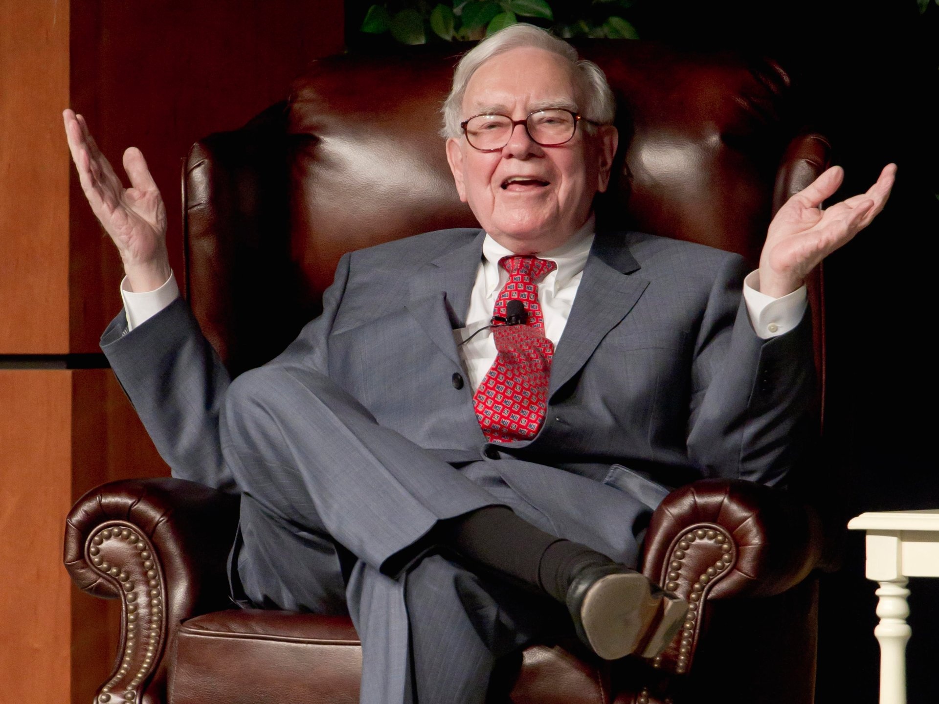 Giàu thứ ba thế giới, tỷ phú Warren Buffett tiêu tiền như thế nào? ảnh 6 Giau thu ba the gioi, ty phu Warren Buffett tieu tien nhu the nao? anh 6