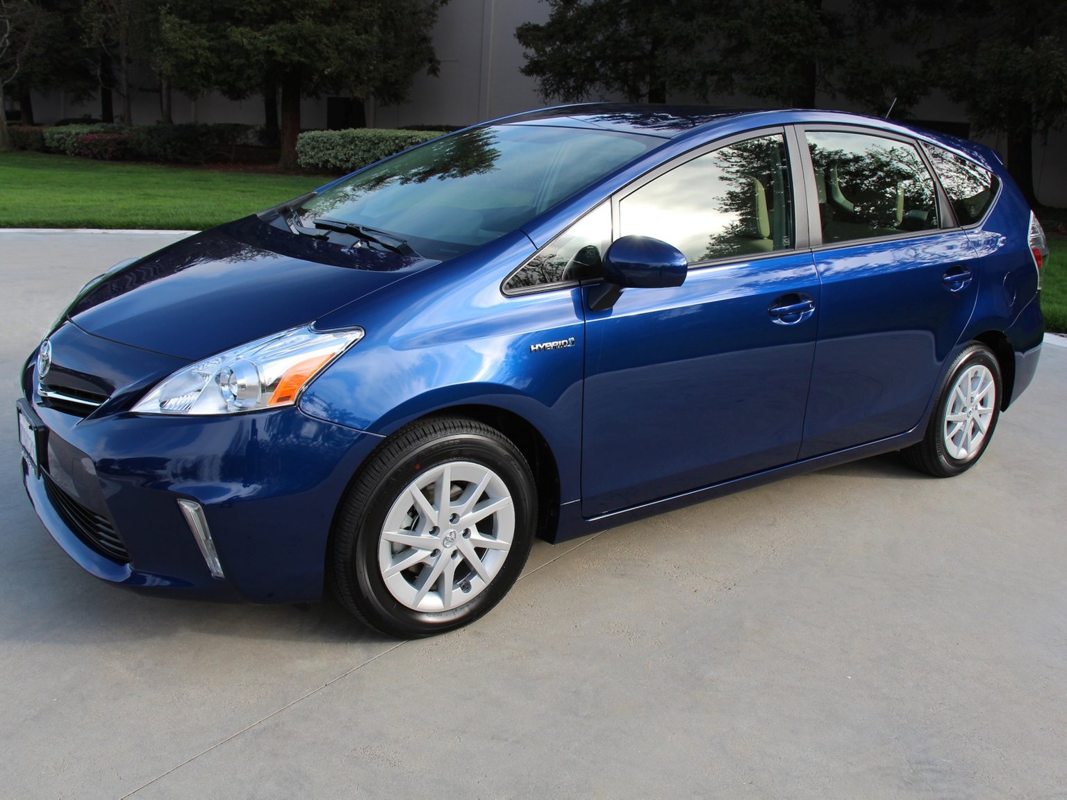 Hai nha dong sang lap Google tieu khoi tai san hon 100 ty USD the nao? anh 17