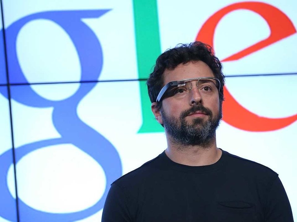 Hai nha dong sang lap Google tieu khoi tai san hon 100 ty USD the nao? anh 4