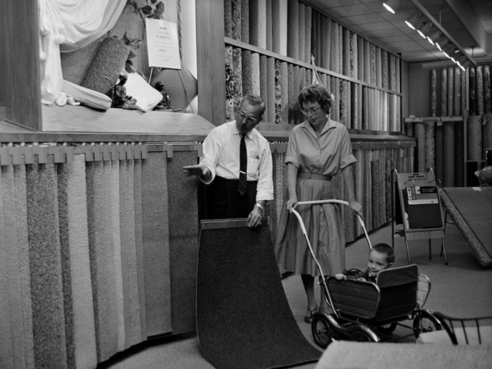 Hanh trinh sup do cua hang ban le anh 2