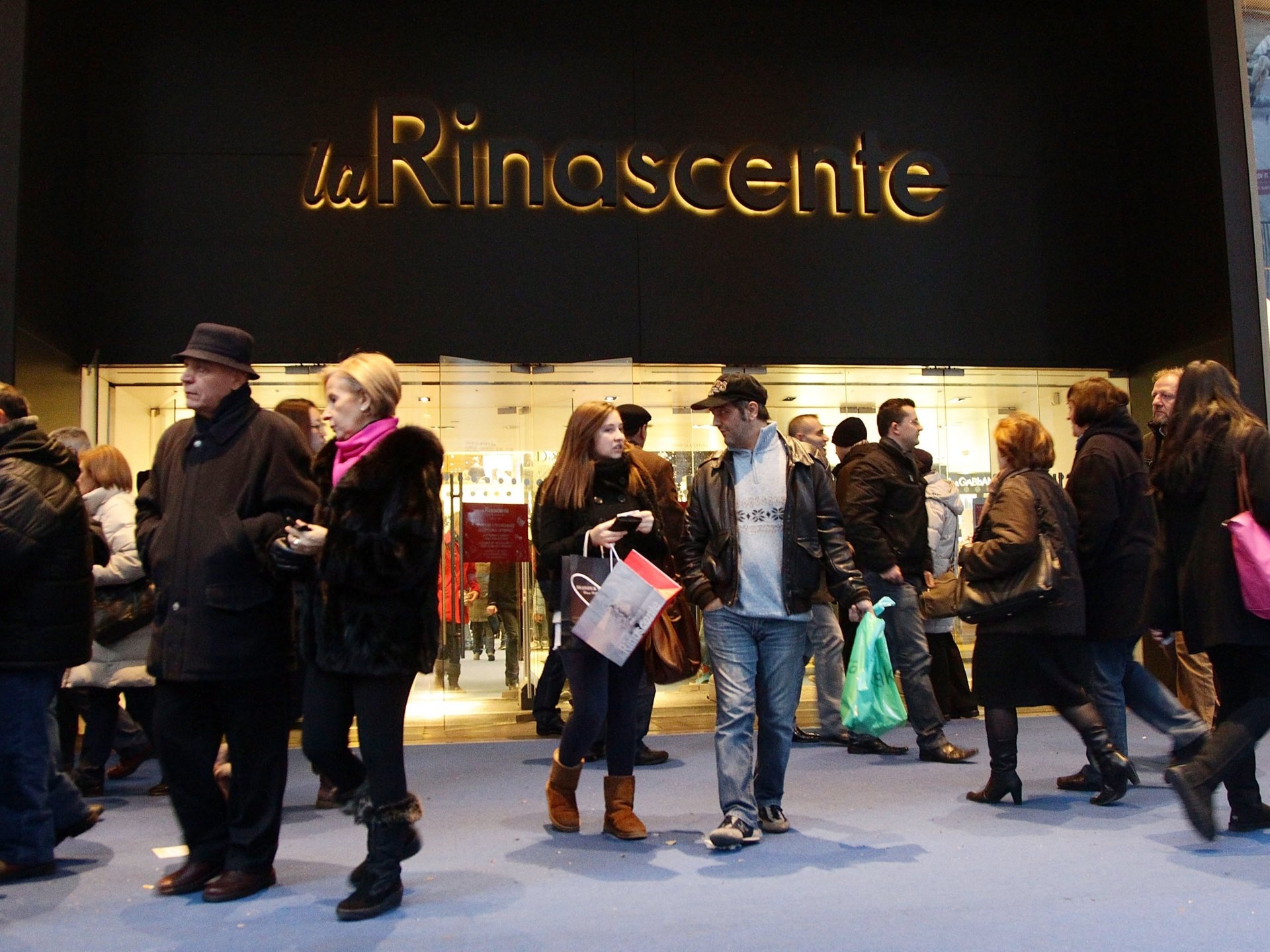 Thu tieu tien cua ong hoang thoi trang Y voi khoi tai san gan 9 ty USD anh 3