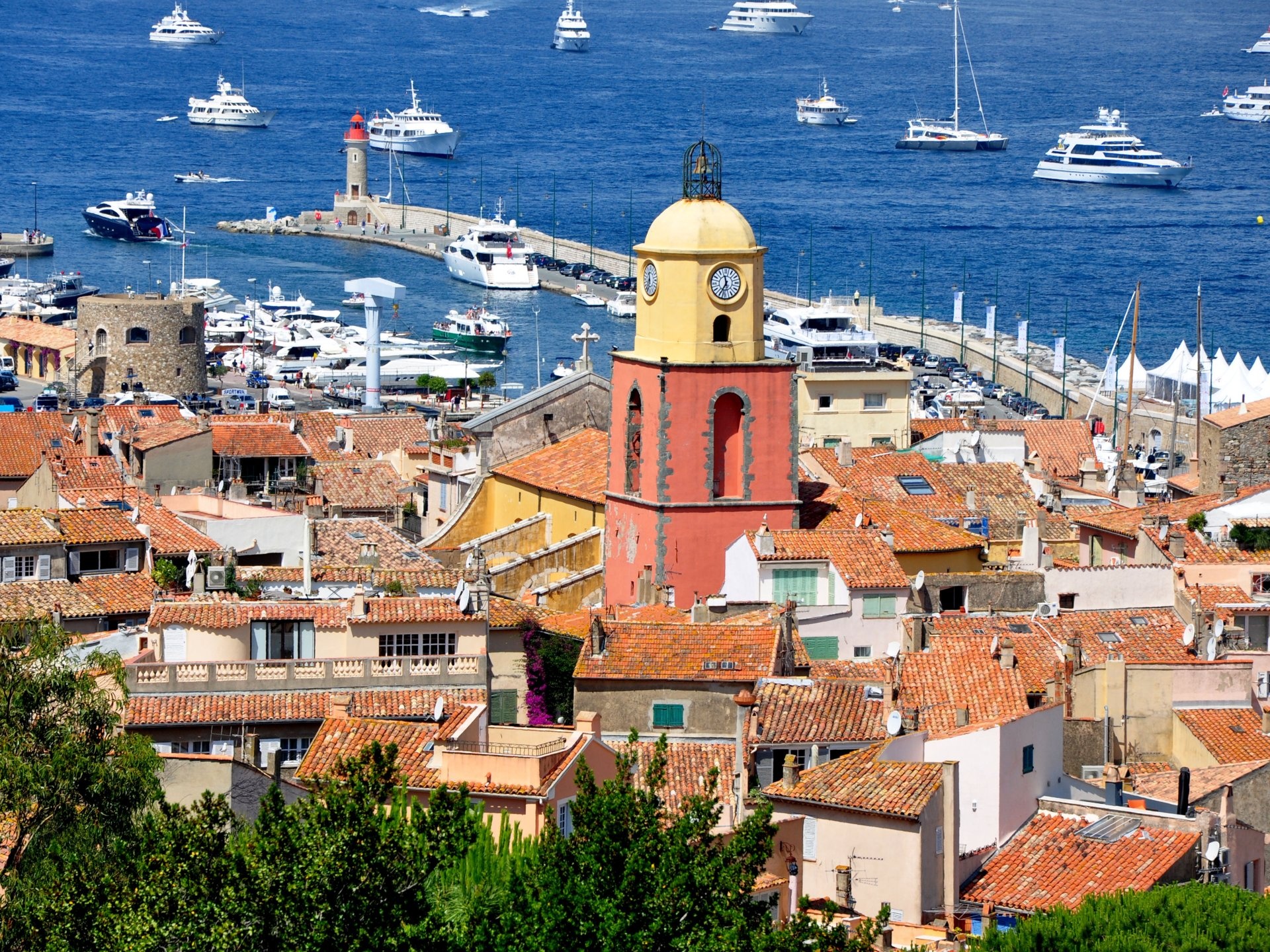 Thu tieu tien cua ong hoang thoi trang Y voi khoi tai san gan 9 ty USD anh 14