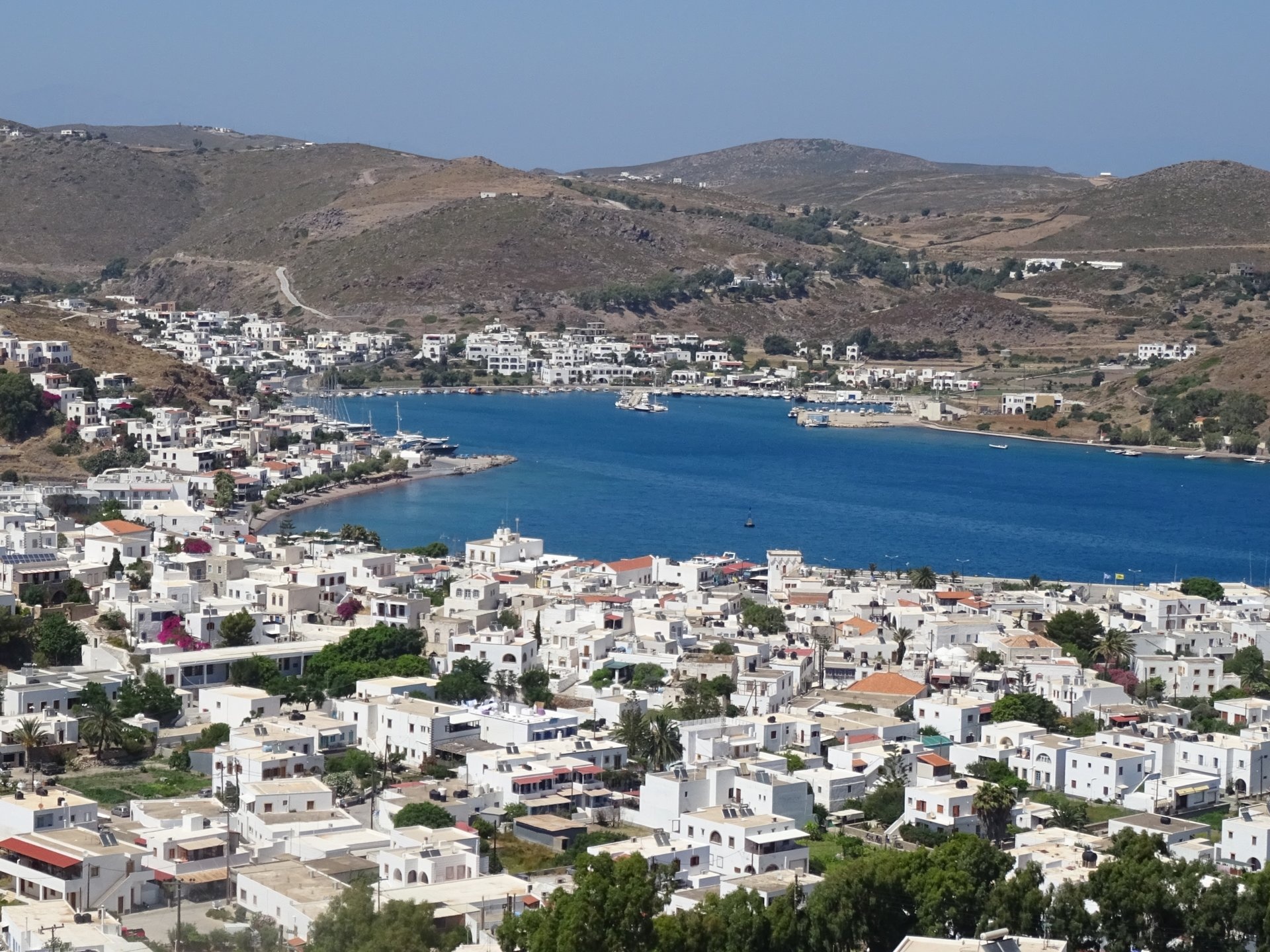 Thu tieu tien cua ong hoang thoi trang Y voi khoi tai san gan 9 ty USD anh 21