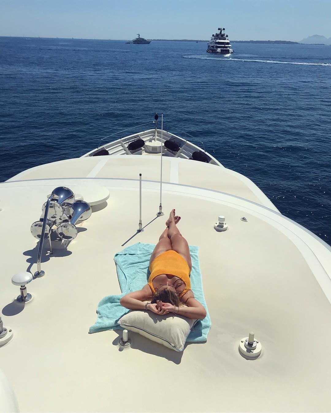 Cau am,  co chieu cua cac ty phu the gioi tieu tien nhu the nao? anh 32