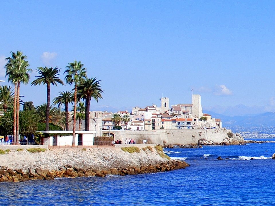 Ty phu Nga so huu Chelsea tieu khoi tai san khong lo nhu the nao? anh 13