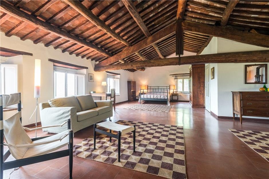 Nha gia 1 trieu USD tren the gioi khac nhau nhu the nao? anh 23