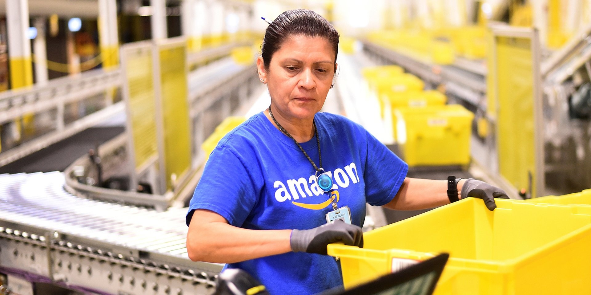 Cac CEO My nhan luong gap bao nhieu lan nhan vien? hinh anh