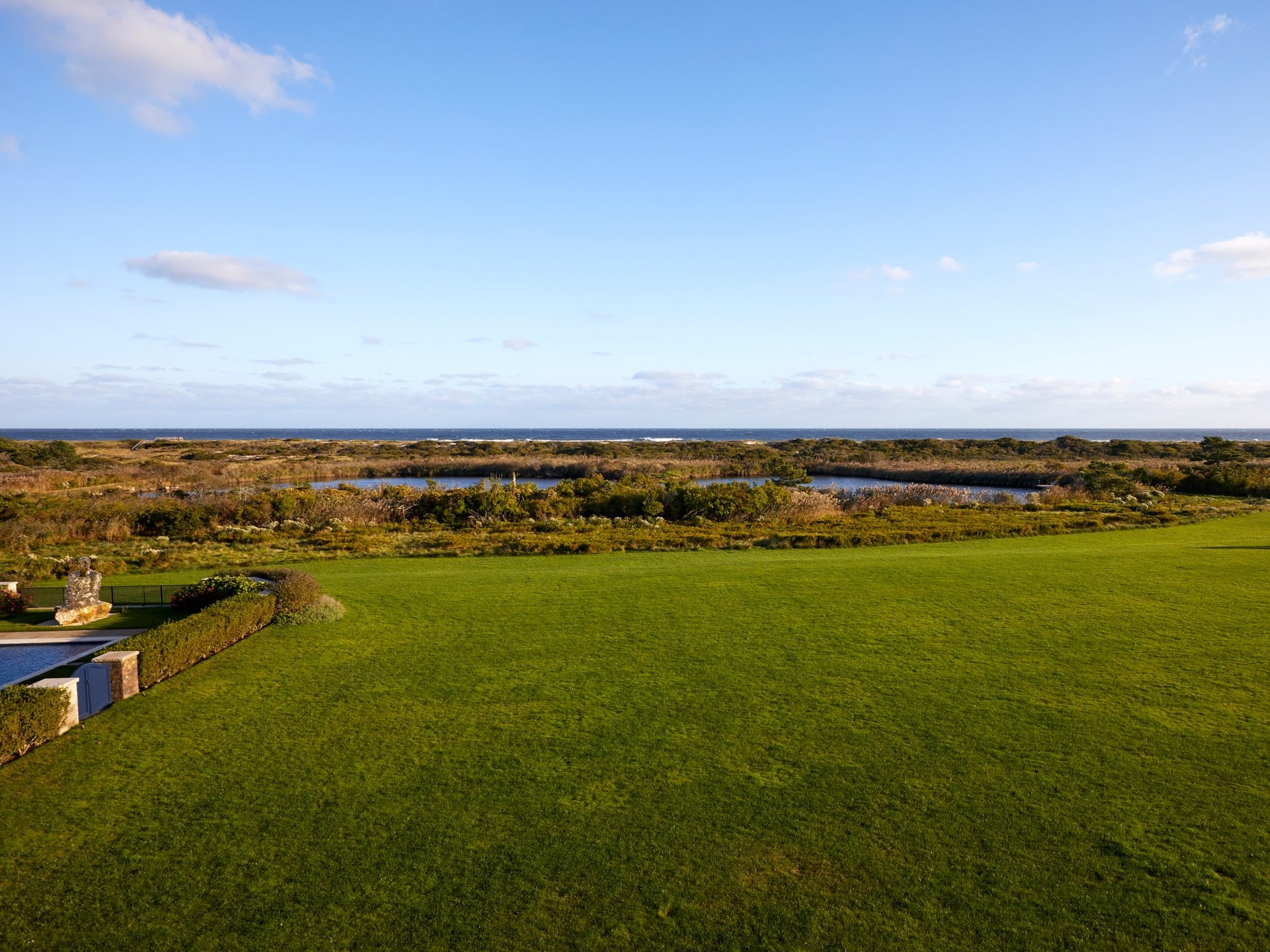 Can canh dinh thu dat nhat khu nha giau tai My anh 12