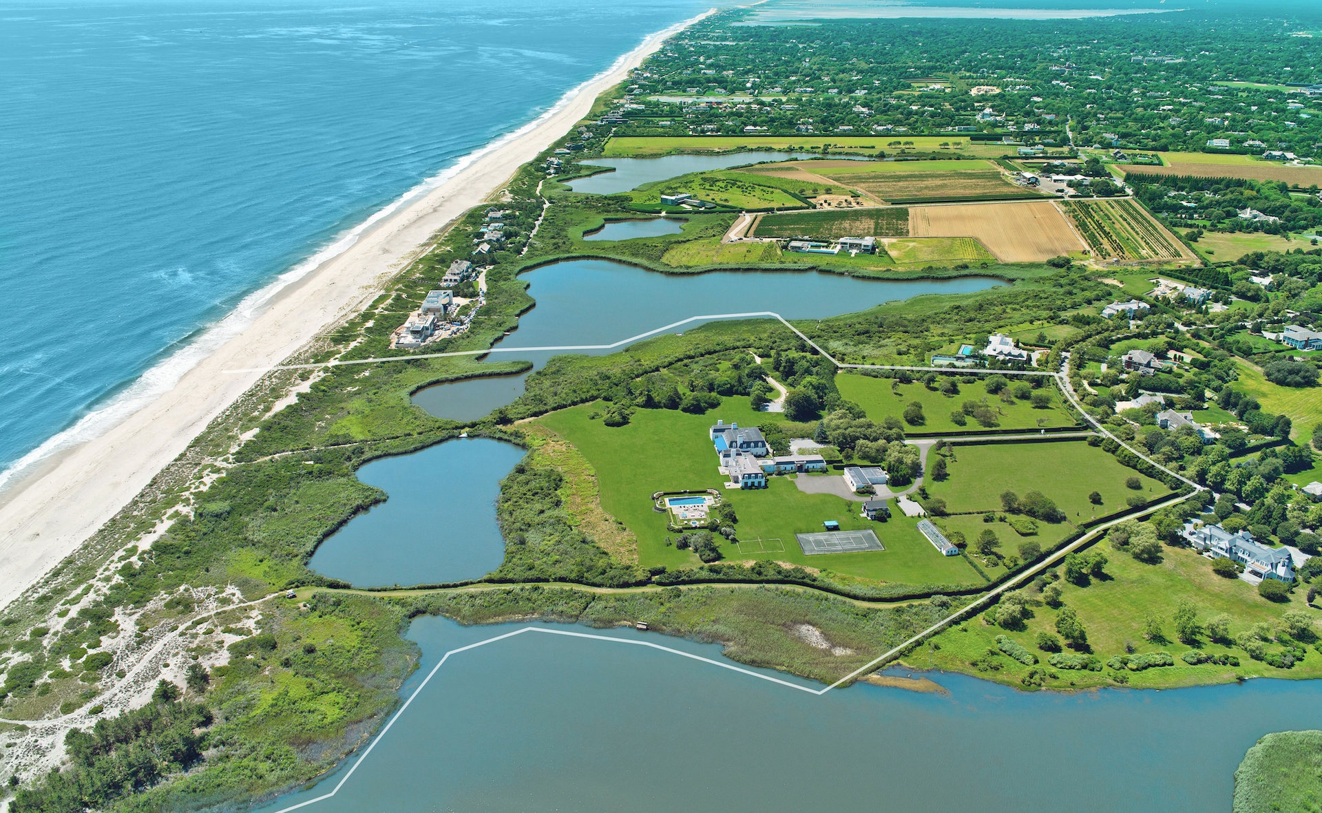 Can canh dinh thu dat nhat khu nha giau tai My anh 4