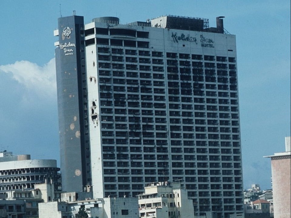 Su that dang sau nhung anh 8