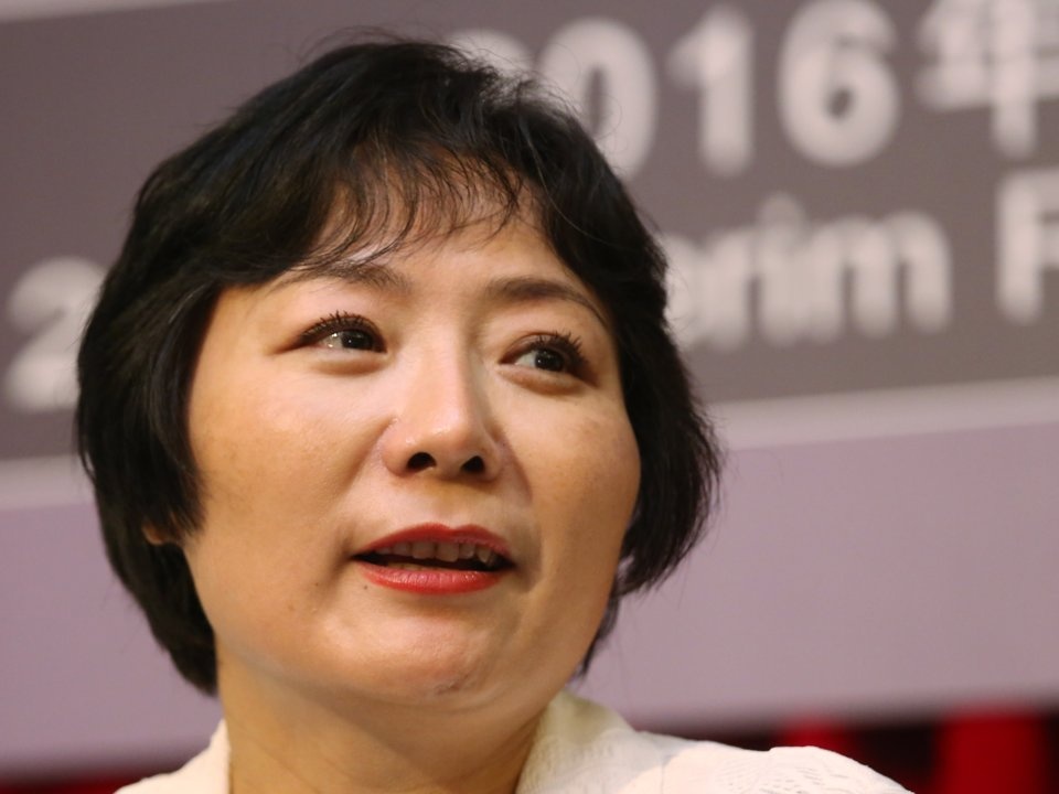 Tu thang 16 USD thanh nu ty phu tu than giau nhat the gioi anh 1