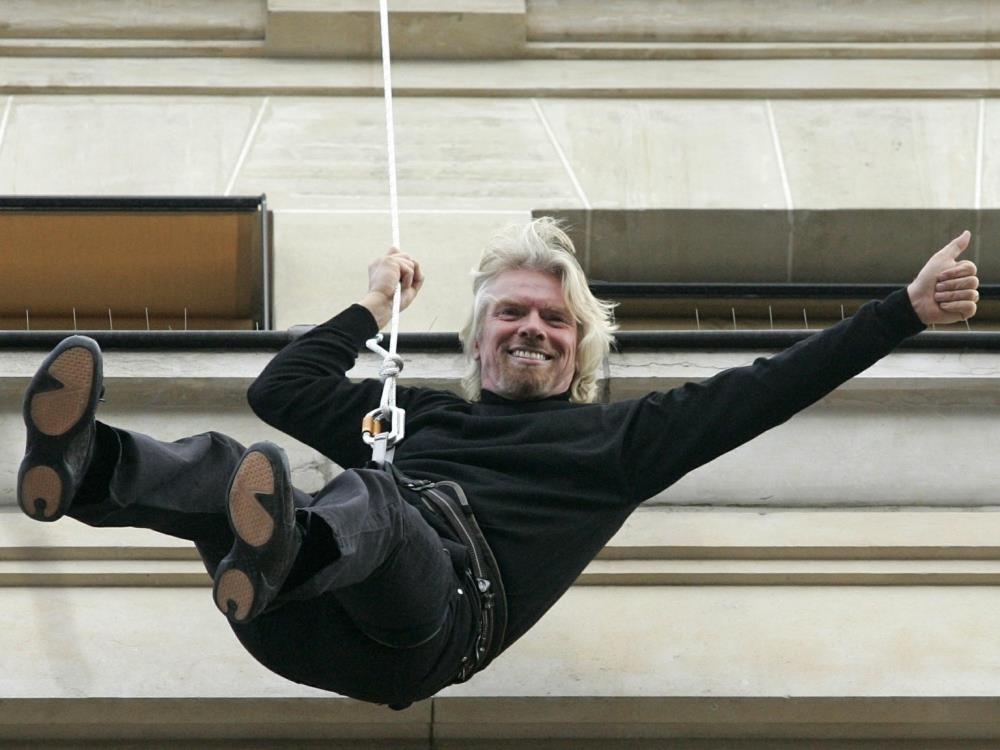 Thu choi may bay cua cac ty phu the gioi anh 17