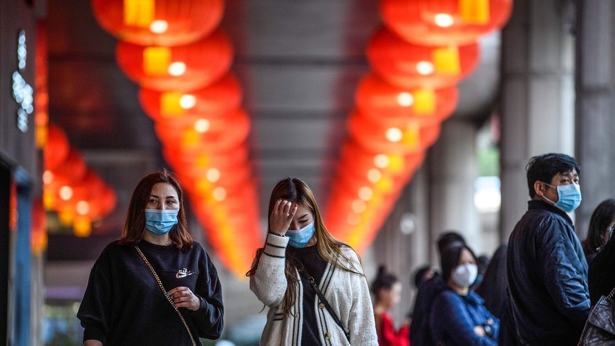 Dich SARS, H5N1 tung tac dong thi truong chung khoan ra sao? hinh anh