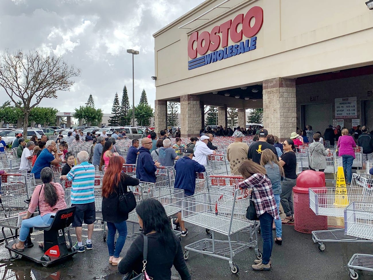 Dan do xo mua hang tich tru, chuoi sieu thi My thang lon hinh anh