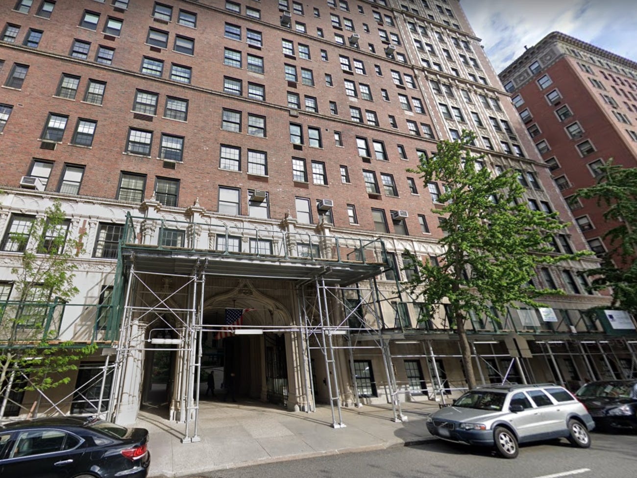 ty phu sep ngan hang My anh 7