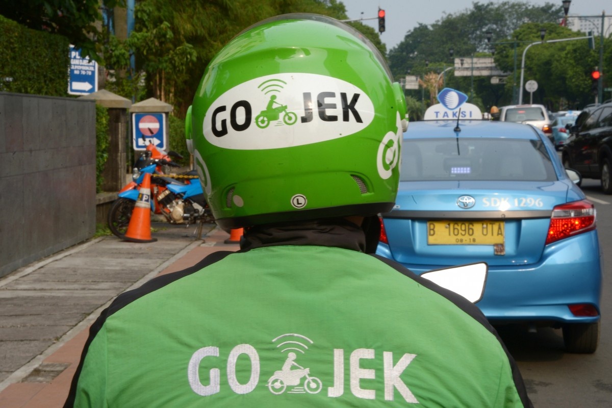Go-Jek duoc bom them 1,2 ty USD de doi dau voi Grab hinh anh
