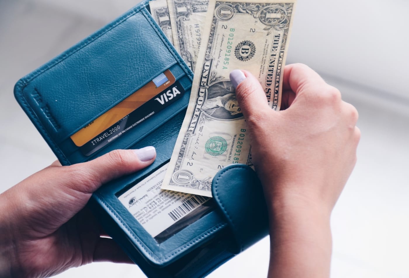 Moi nguoi My no trung binh hon 90.000 USD hinh anh