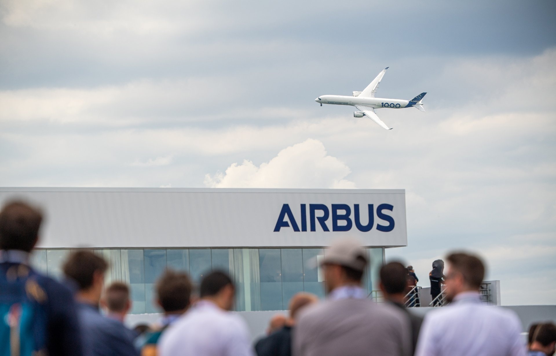 Can 200 ty USD ho tro nganh hang khong toan cau vuot kho hinh anh