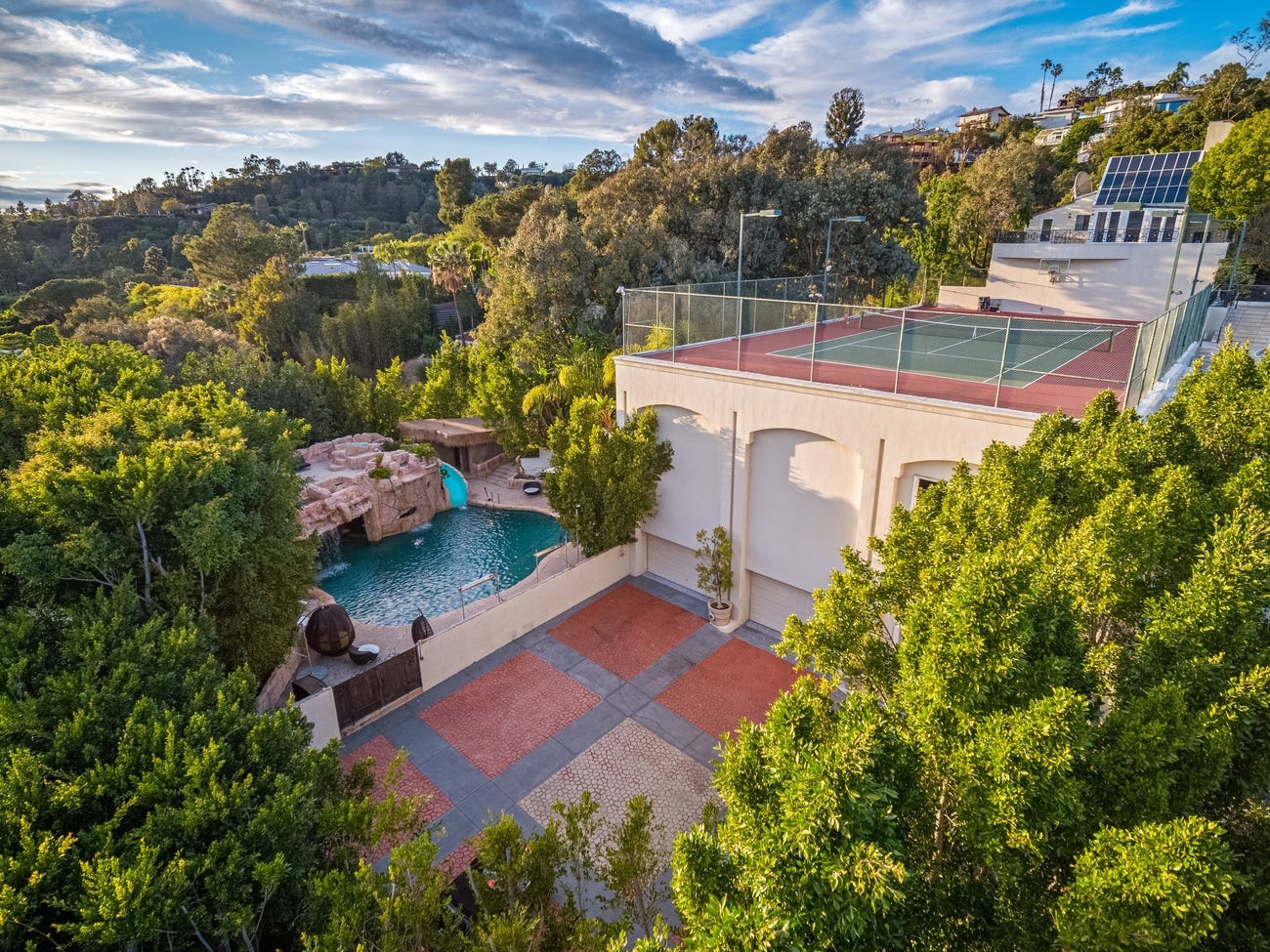 Dinh thu chiu duoc bom hat nhan anh 10