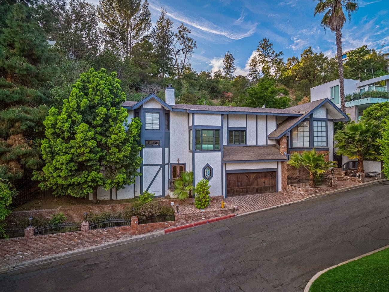 Dinh thu chiu duoc bom hat nhan anh 4