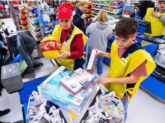 Walmart,  Apple,  Starbucks,  Adidas,  covid 19 anh 1