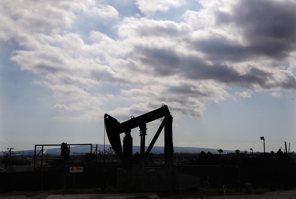 gia dau giam xuong am anh 1