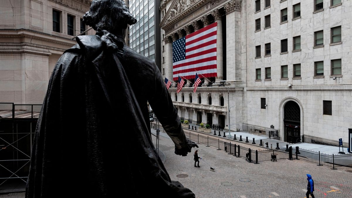 Chung khoan My lao doc vi 'tan the gia dau' hinh anh