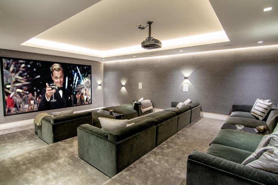 biet thu co rap hat tai gia o Los Angeles anh 2