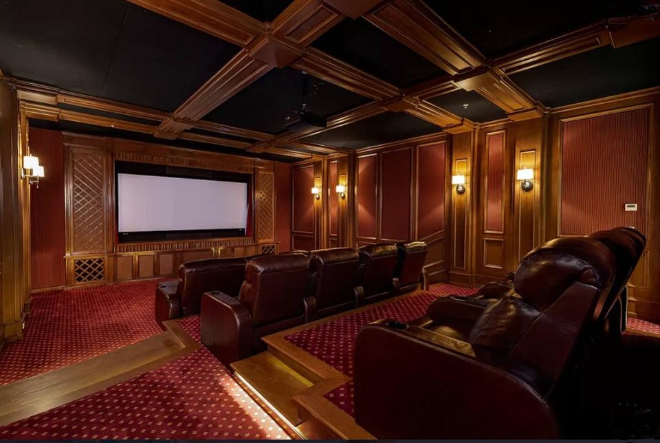 biệt thự có rạp hát tại gia ở Los Angeles ảnh 5 biet thu co rap hat tai gia o Los Angeles anh 5