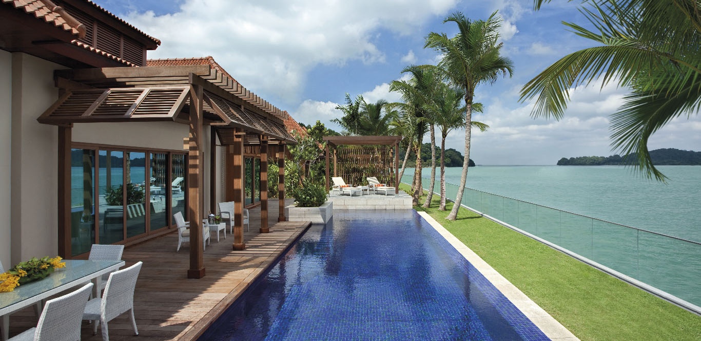 Chi 7.000 USD thue be boi nha hang xom giua lenh phong toa o Singapore hinh anh