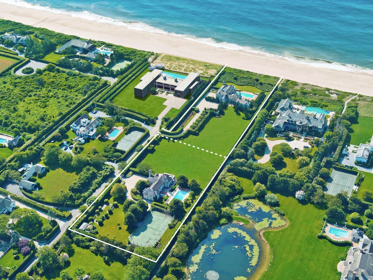 Hai dinh thu bai bien nha giau My duoc ban voi gia gan 60 trieu USD hinh anh