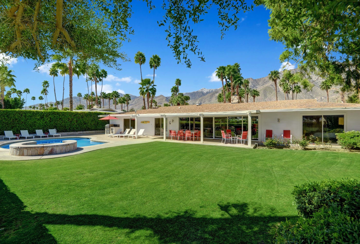 'Ngoi nha mo uoc' cua Walt Disney duoc ban voi gia 1,1 trieu USD hinh anh