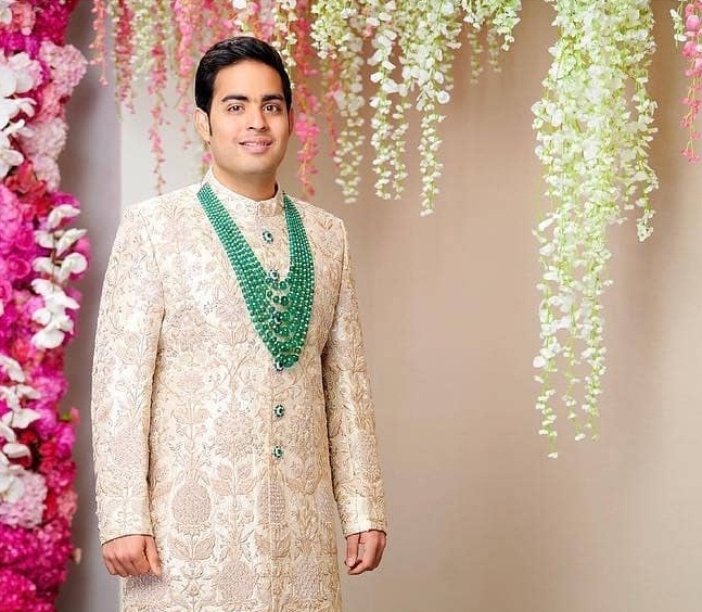 Akash Ambani,  Mukesh Ambani,  ty phu chau A,  xa hoa,  xa xi anh 2
