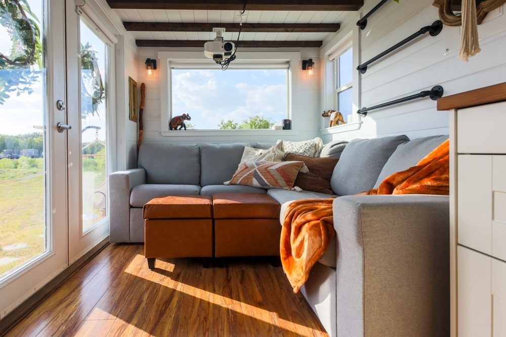 nha di dong 80.000 USD anh 5