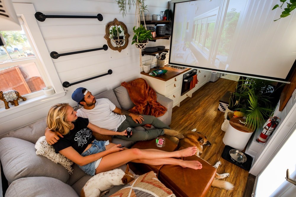 nha di dong 80.000 USD anh 6