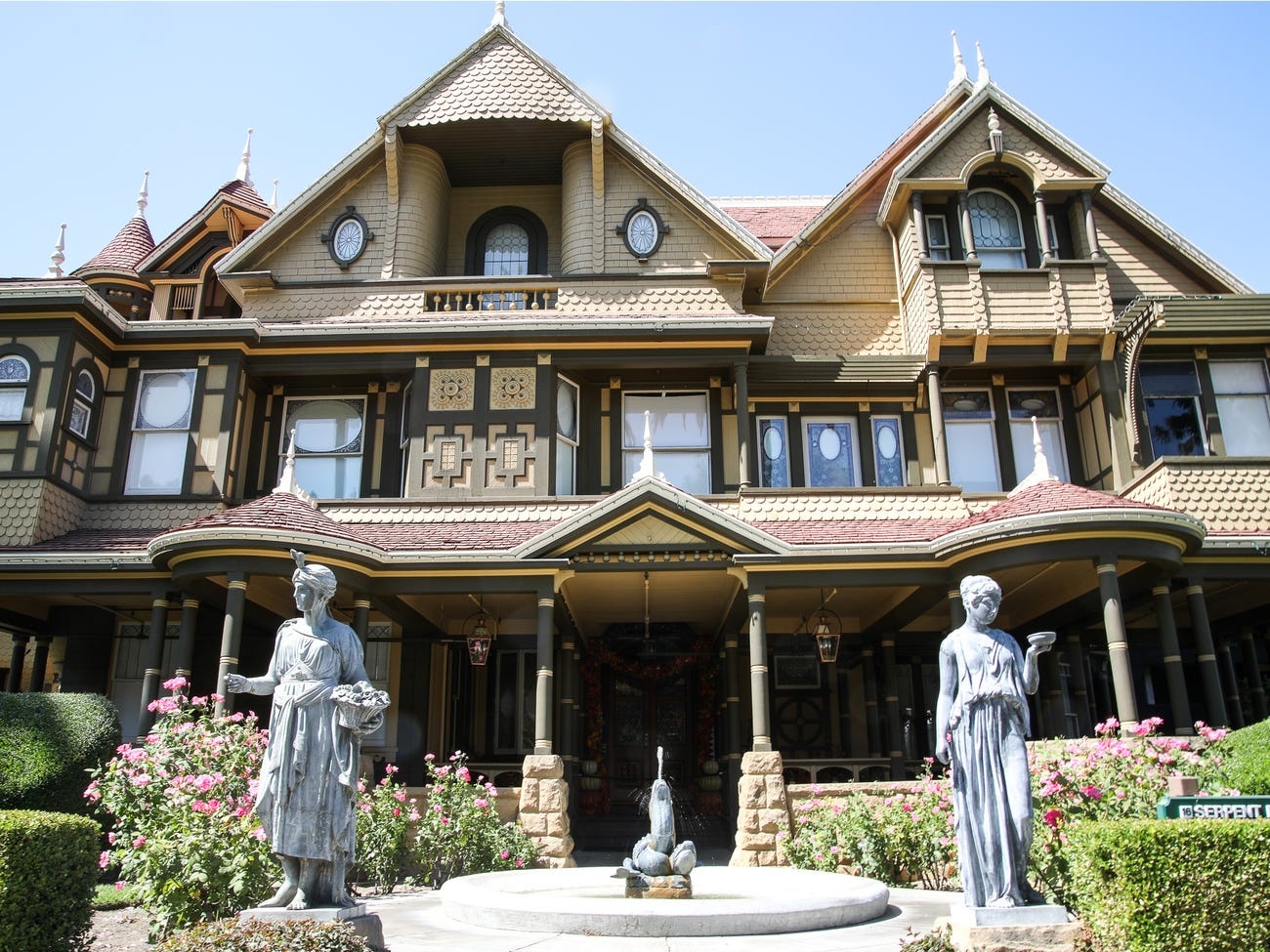 Dinh thu Winchester bi an o California anh 3