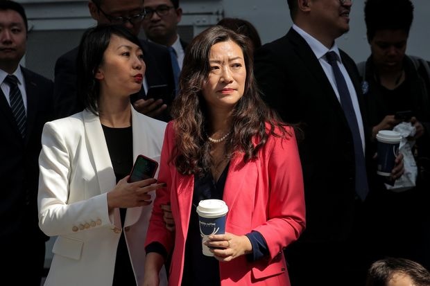 Dang sau su sup do cua Luckin Coffee anh 4