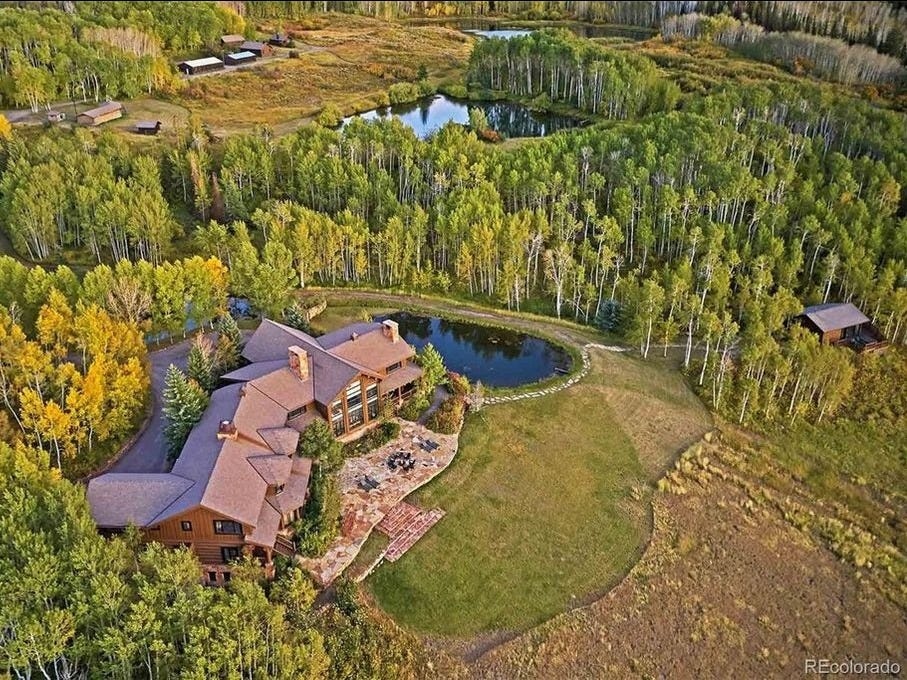 Dinh thu Colorado cua ong hoang golf Greg Norman anh 2