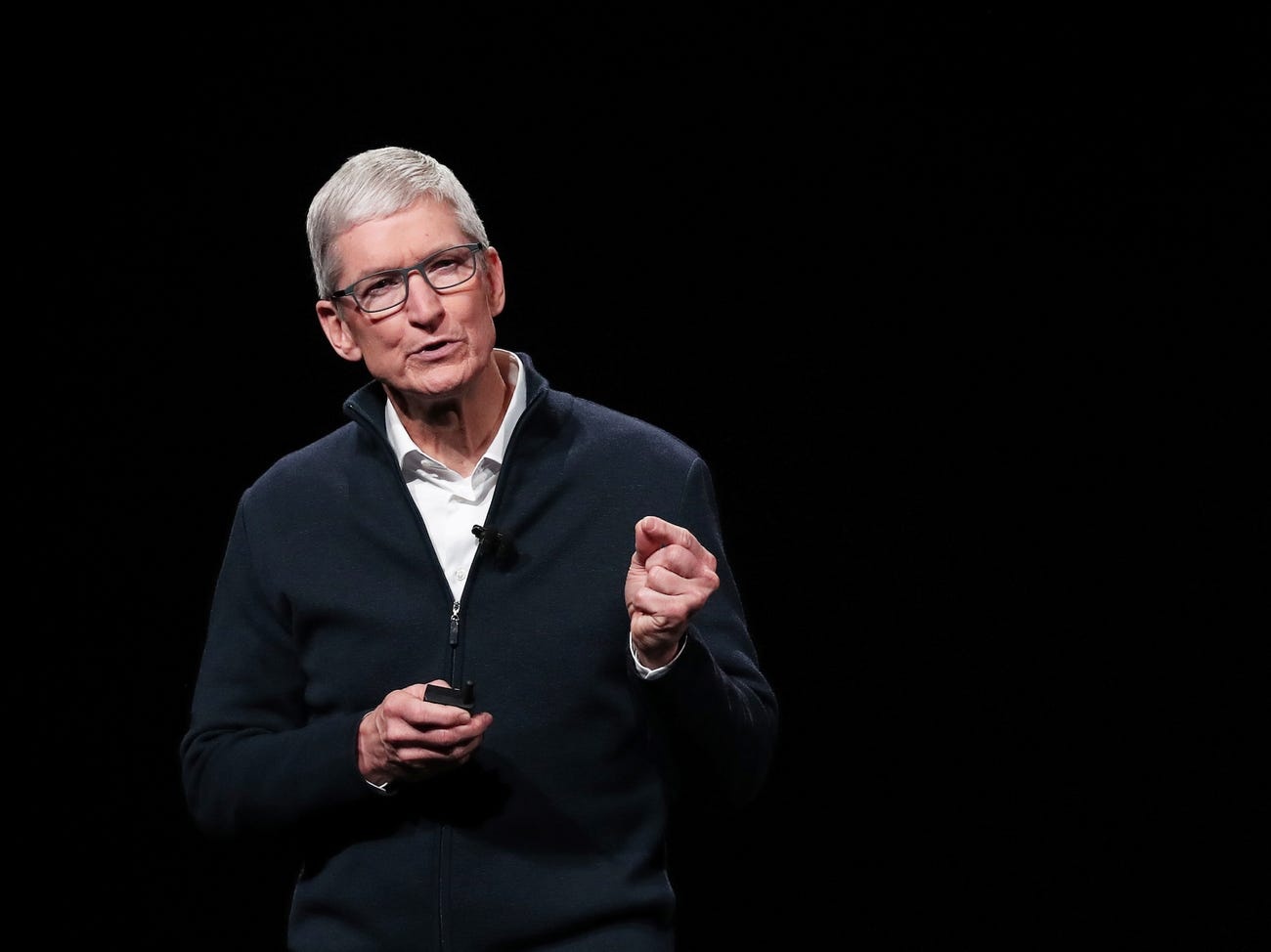 Mark Zuckerberg,  Elon Musk,  Jeff Bezos,  Tim Cook,  ty phu,  George Floyd,  bieu tinh anh 2