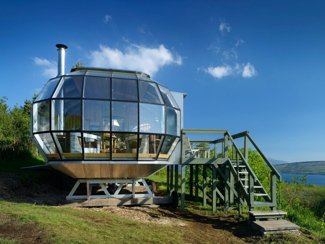 nha sieu nho giong tau vu tru anh 3