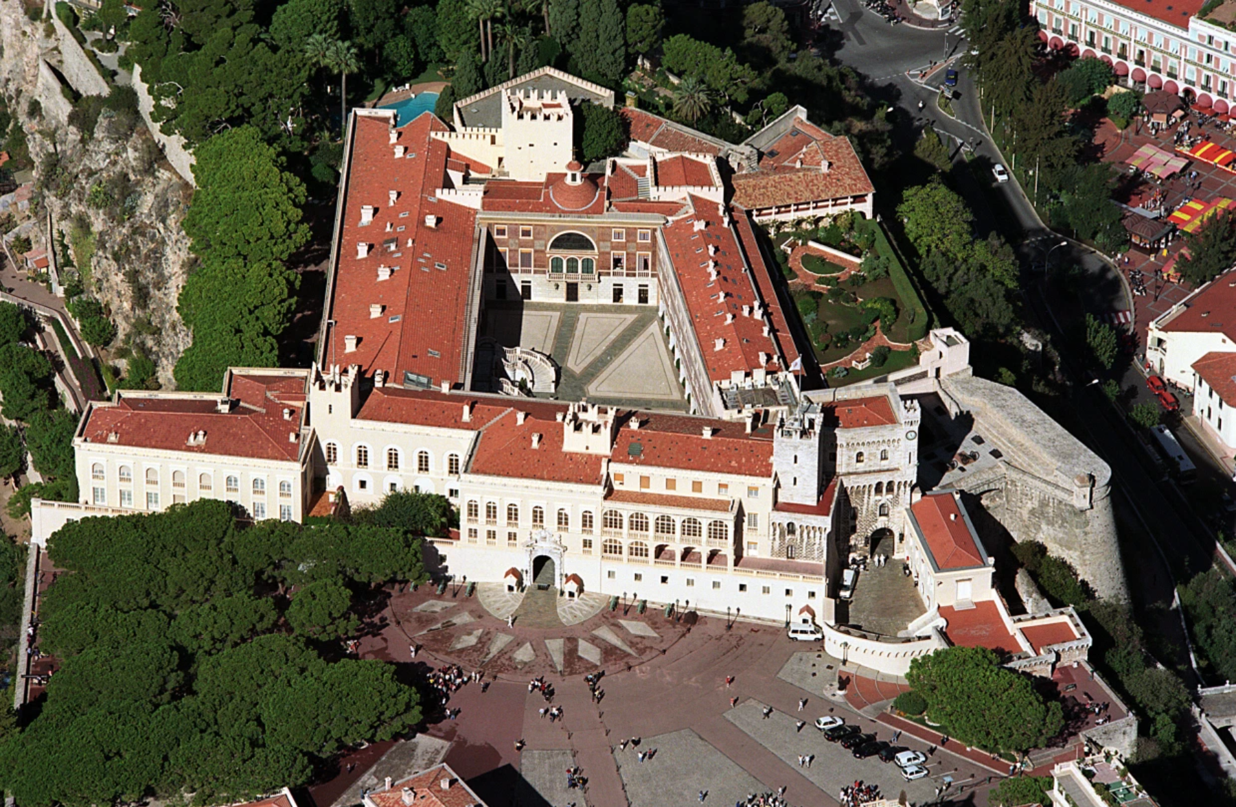 Monaco,  gioi sieu giau,  cuoc song xa hoa anh 10