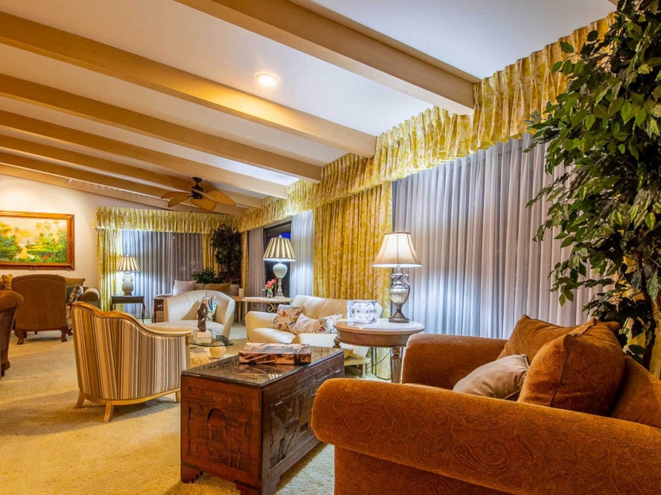 nha co ham tru bom anh 6