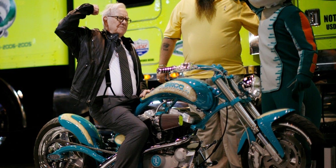 Ty phu Warren Buffett tung cuu hang moto Harley-Davidson nhu the nao? hinh anh